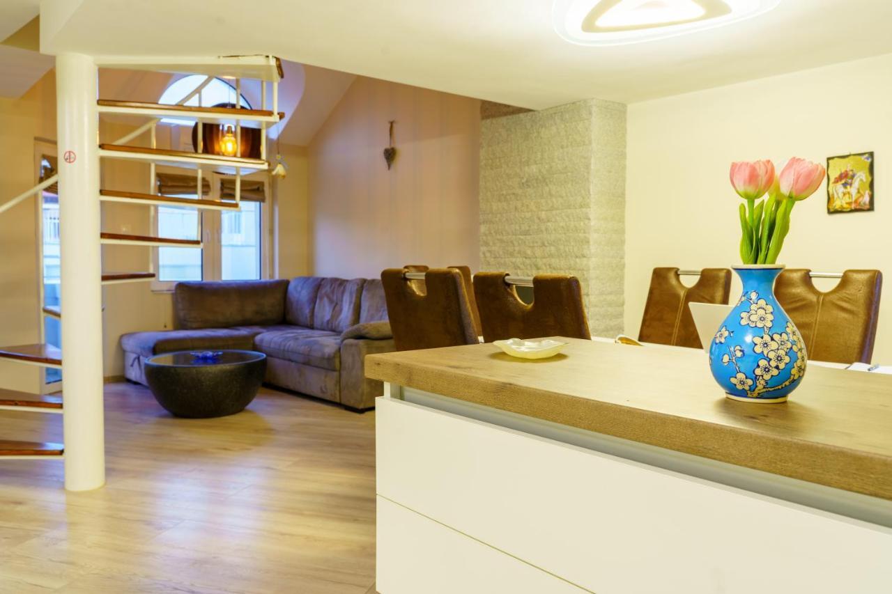 Centrally Located Apartment In Βάρνα Εξωτερικό φωτογραφία