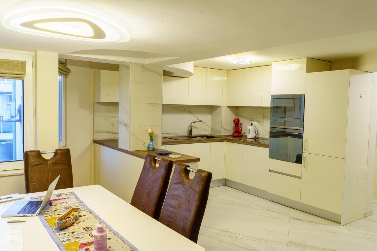 Centrally Located Apartment In Βάρνα Εξωτερικό φωτογραφία