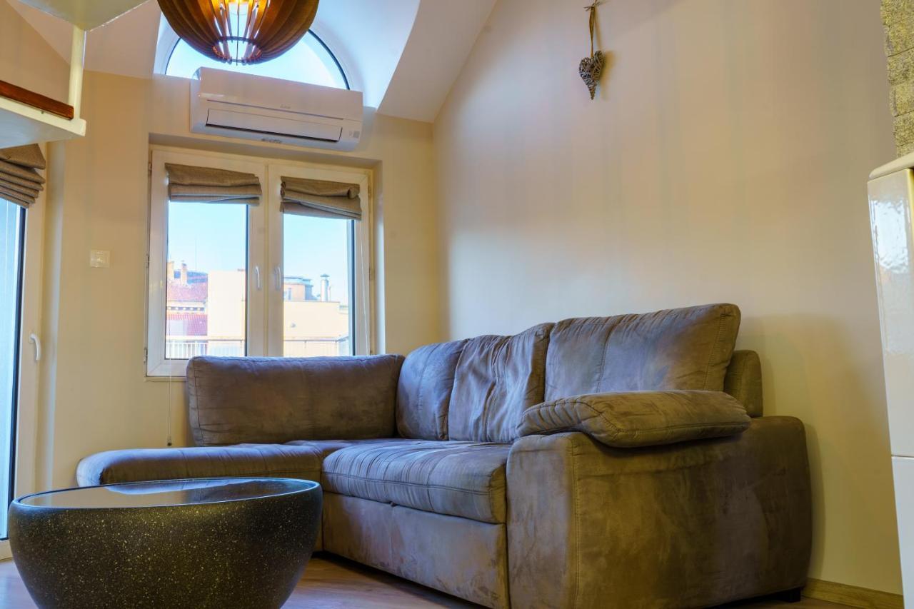 Centrally Located Apartment In Βάρνα Εξωτερικό φωτογραφία